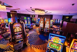 faw99 login mobile app interface showing live casino tables on Android